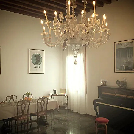 Maison Du Cinema *